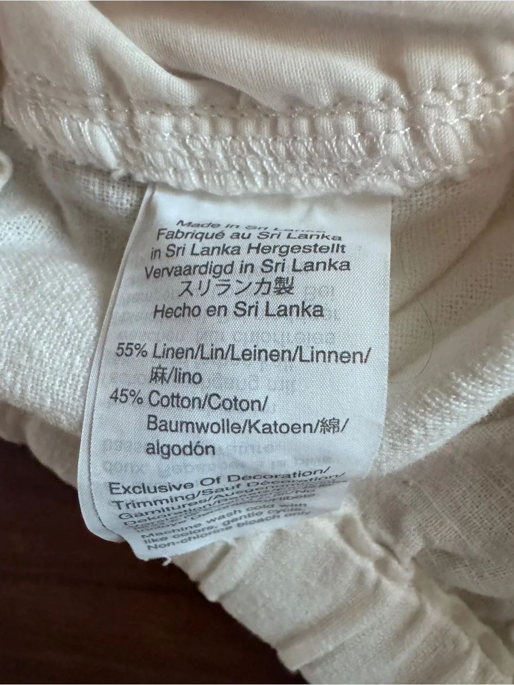J Crew White Linen Pom Pom Shorts Sz XS in Great Condition, Adorable Booty Short